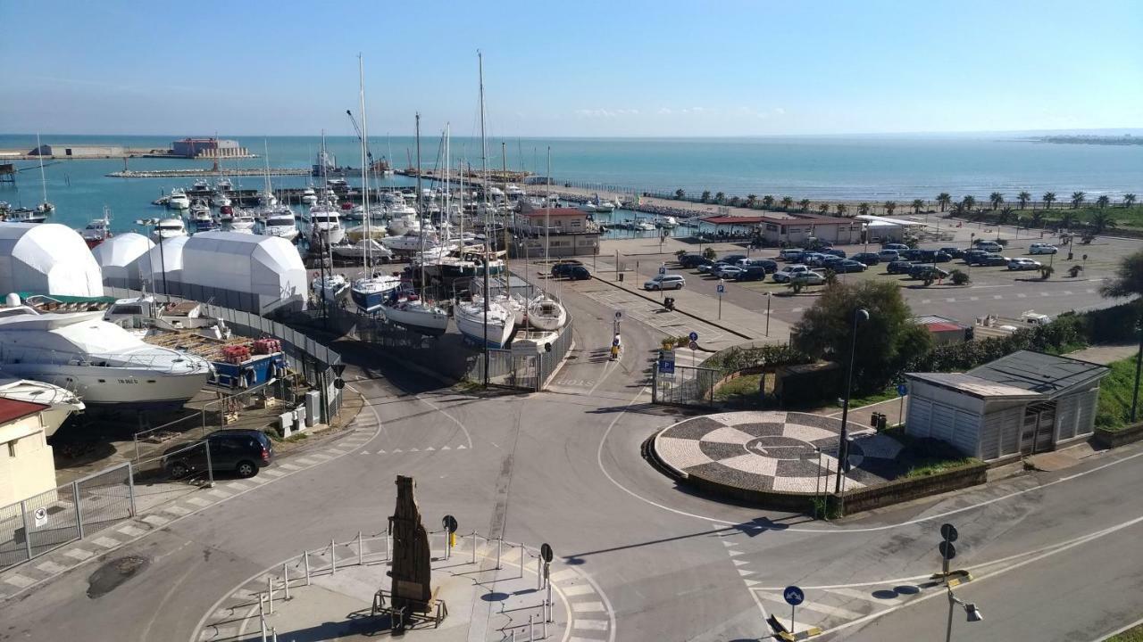 Casa Chiara Imbarco Isole Tremiti Villa Termoli Kültér fotó